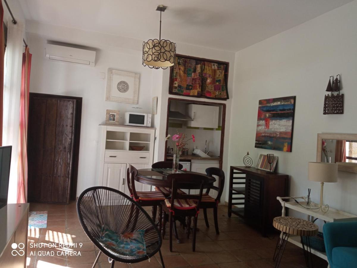 Patio Del Limonero Apartment Cordoba Luaran gambar